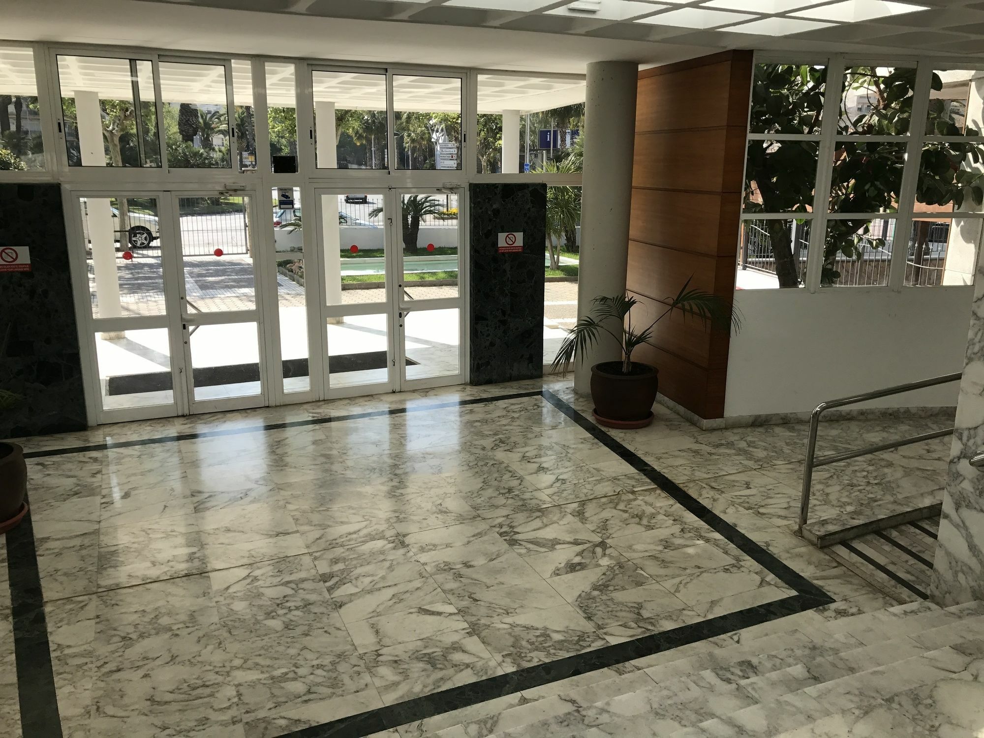 Costa Dorada Apartments Salou Kültér fotó